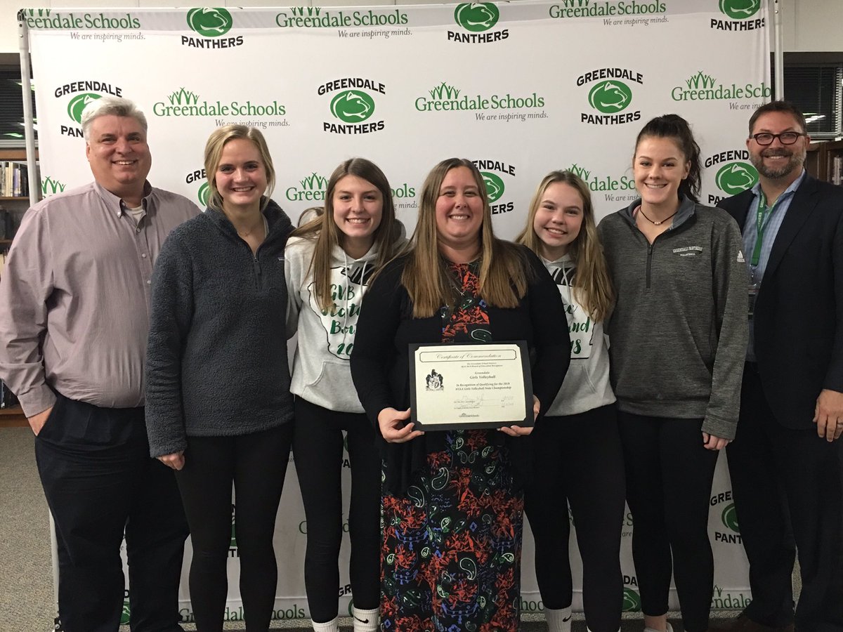 GreendaleLearns's tweet photo. It’s commendation night at the BOE meeting. Congrats to these students on success in athletics! Great job, Girls Swim, Girls Volleyball, Cross Country and Poms! #PantherPride #StateQualifiers https://t.co/hN8bZADKMh