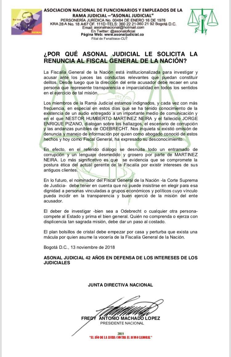 Jueces, fiscales y empleados de la Rama Judicial y la Fiscalía General de la Nacional pedimos la renuncia a Néstor Humberto Martínez. 

#SemanaFiscalOdebrecht 
#FiscalRenuncie