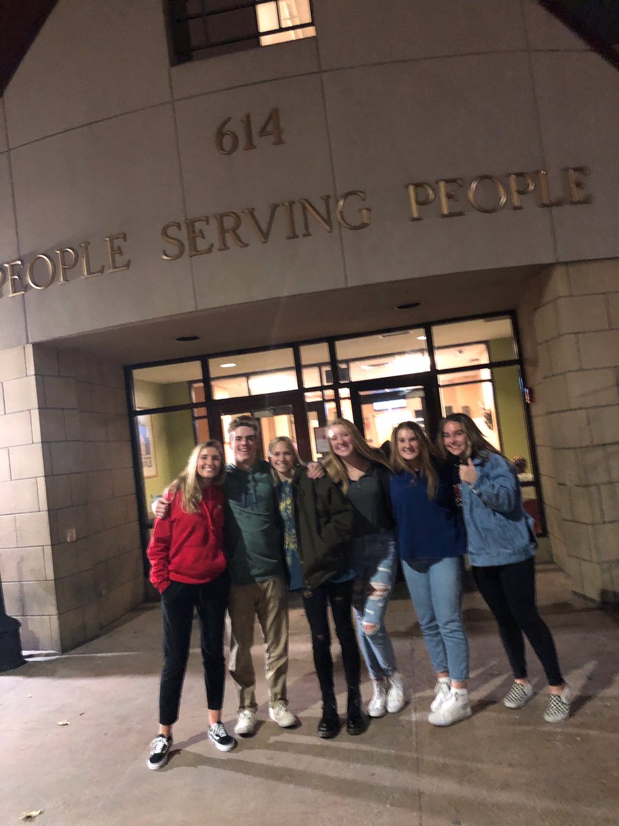 woooo another great monday spent downtown at psp !! we love our volunteers🌟🏙