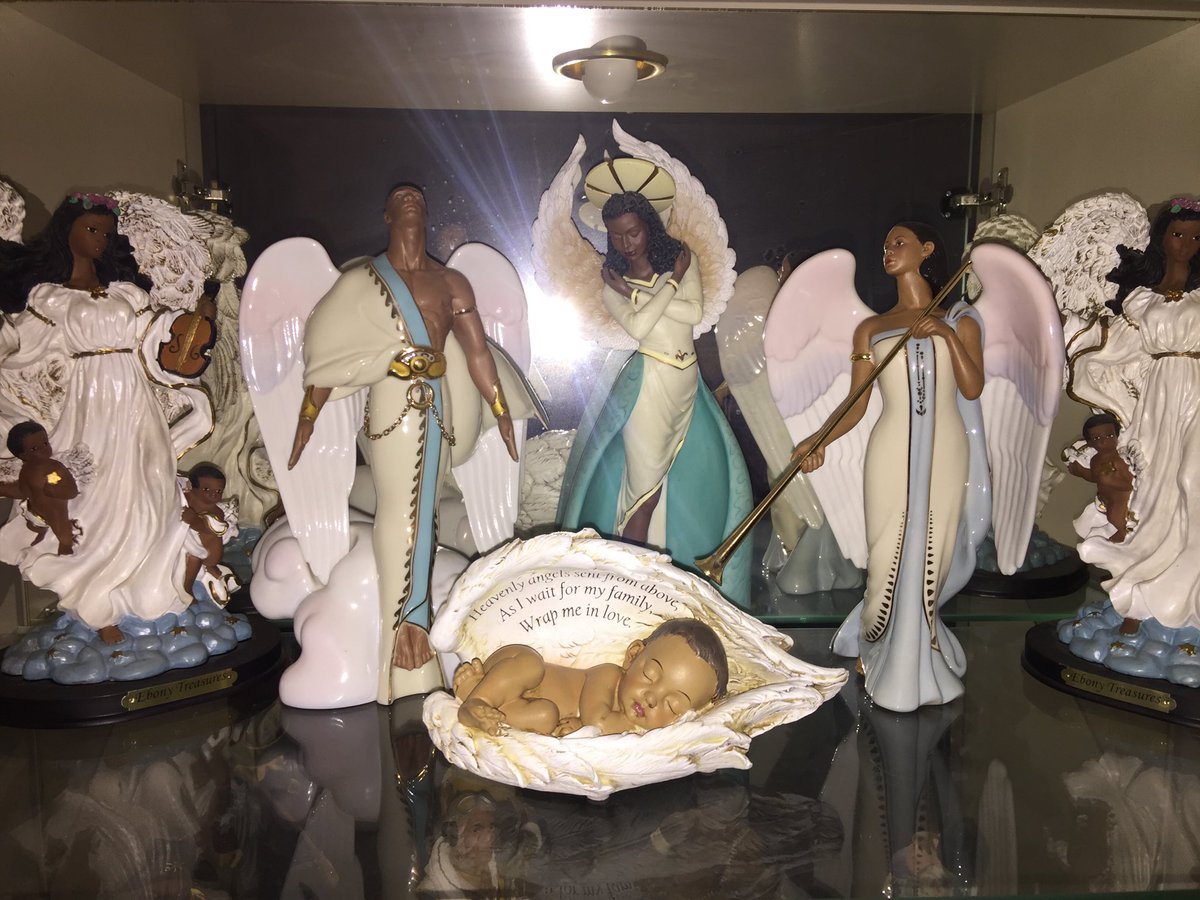 HunniBPrincess's tweet image. #Whew baby boy is finally home watching over us all 💙💙💙 #MyPeanut