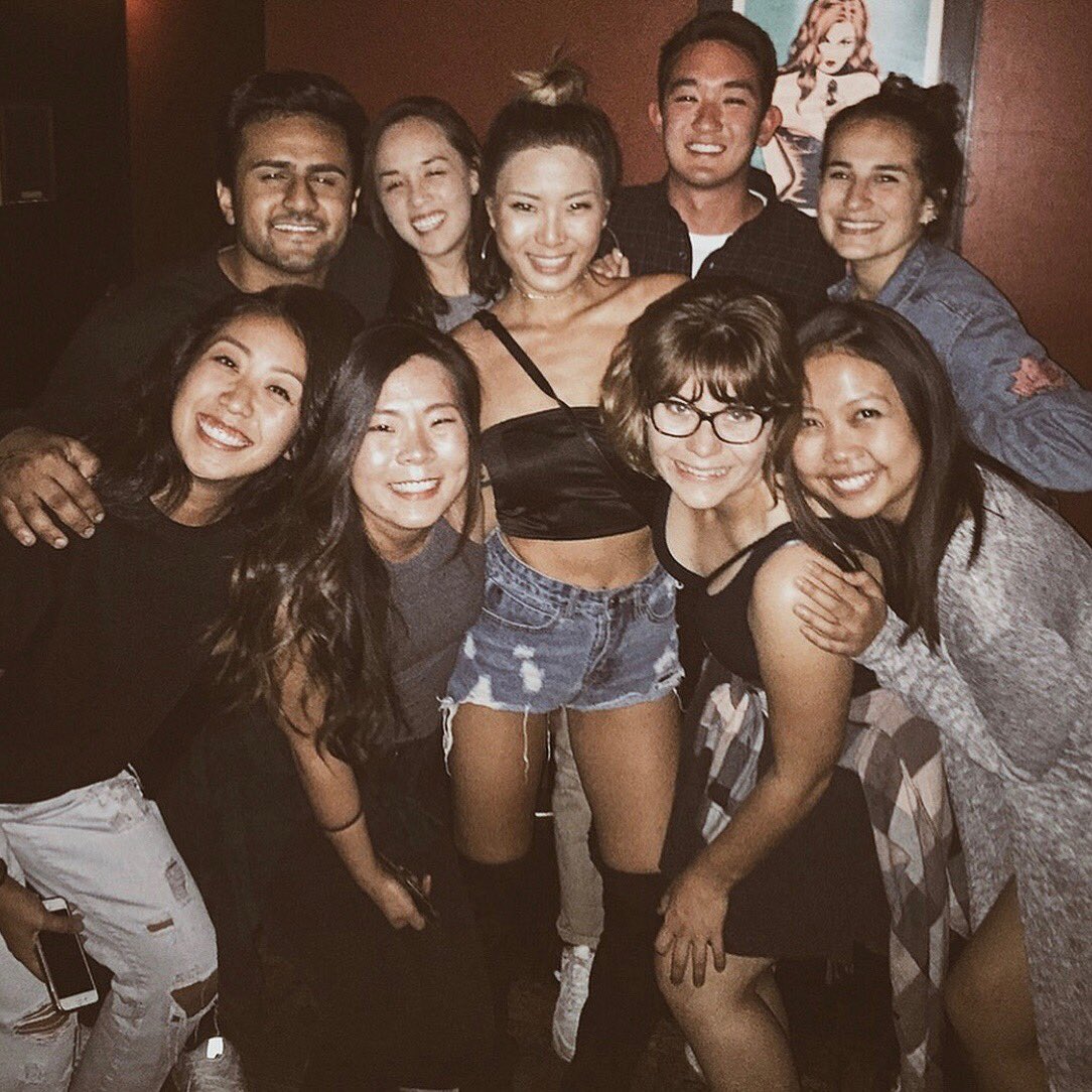 Together we can beat the Monday blues 💪🏼🍻 Get in here!