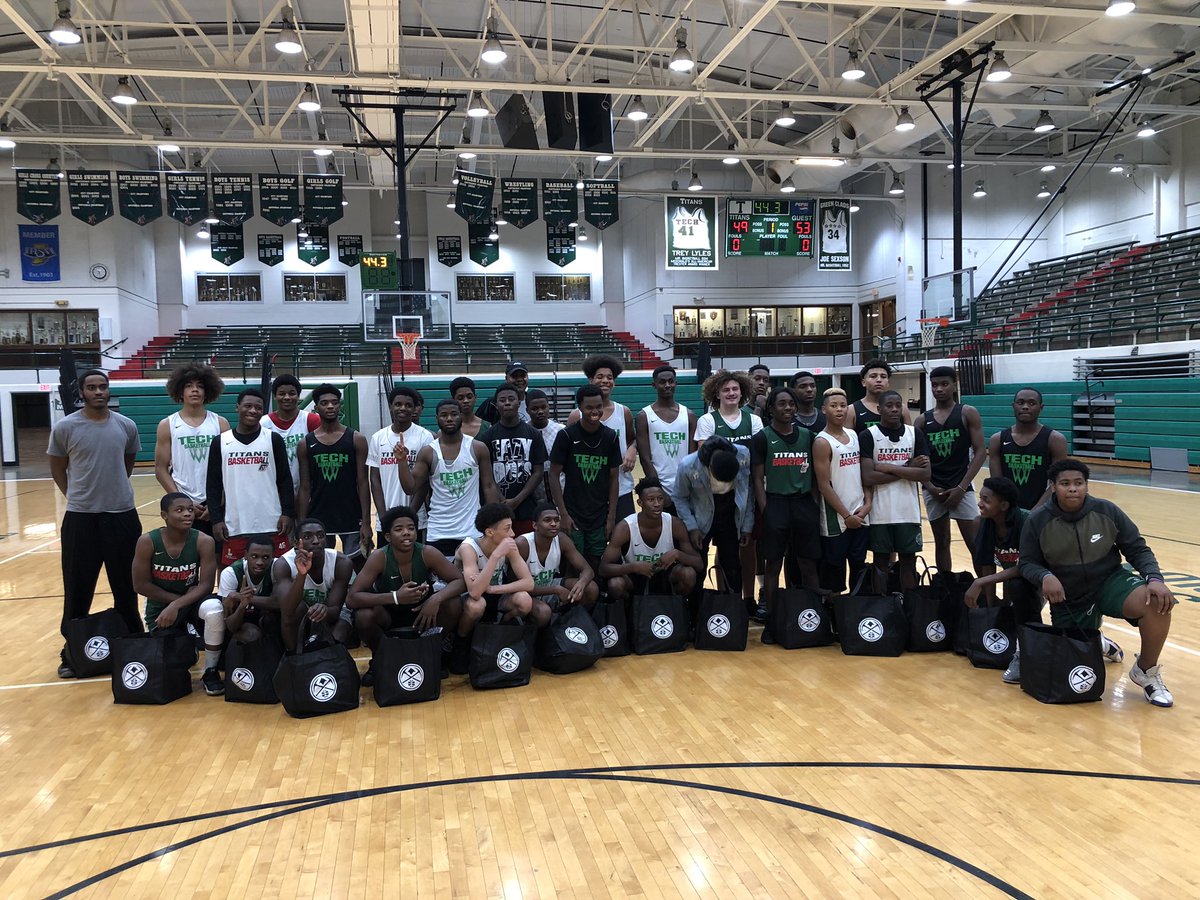 Shout out to Trey Lyles and the Lyles family helping give back to the IPS district by donating over 50 turkey baskets this Thanksgiving!! The Titan family greatly appreciate their continued support over the years!
