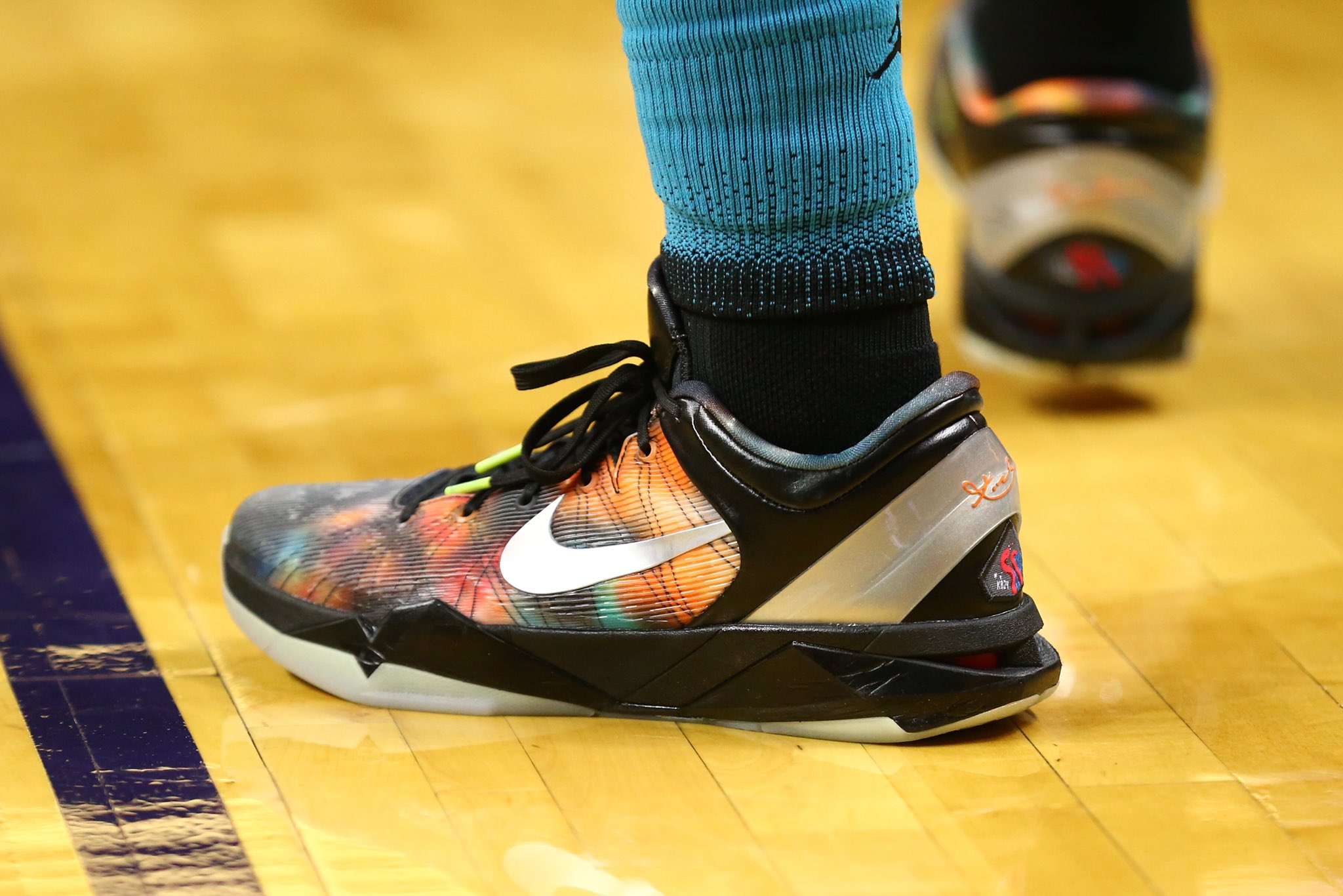 Kobe 7 galaxy sale