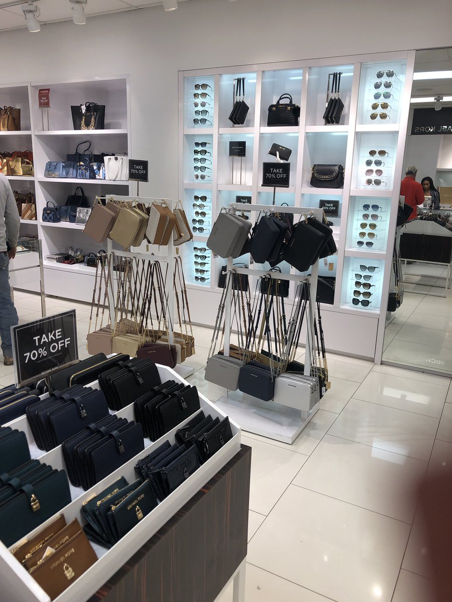 PSA!!!!! The Michael Kors outlet in OKC