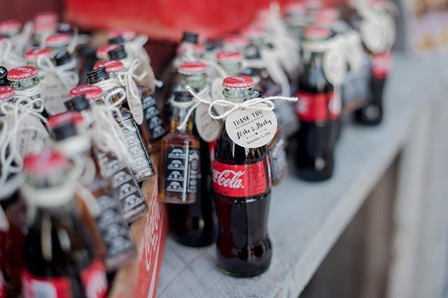 He's from Tennessee + she's from Georgia, so naturally Jack and Coke was the perfect marriage (pun intended) for wedding favors! 
Photo: @griffingibsonphotography, Planning: @shelleylegg for <a href="/chanceycharm/">Chancey Charm</a> Atlanta ift.tt/2OUeD5h