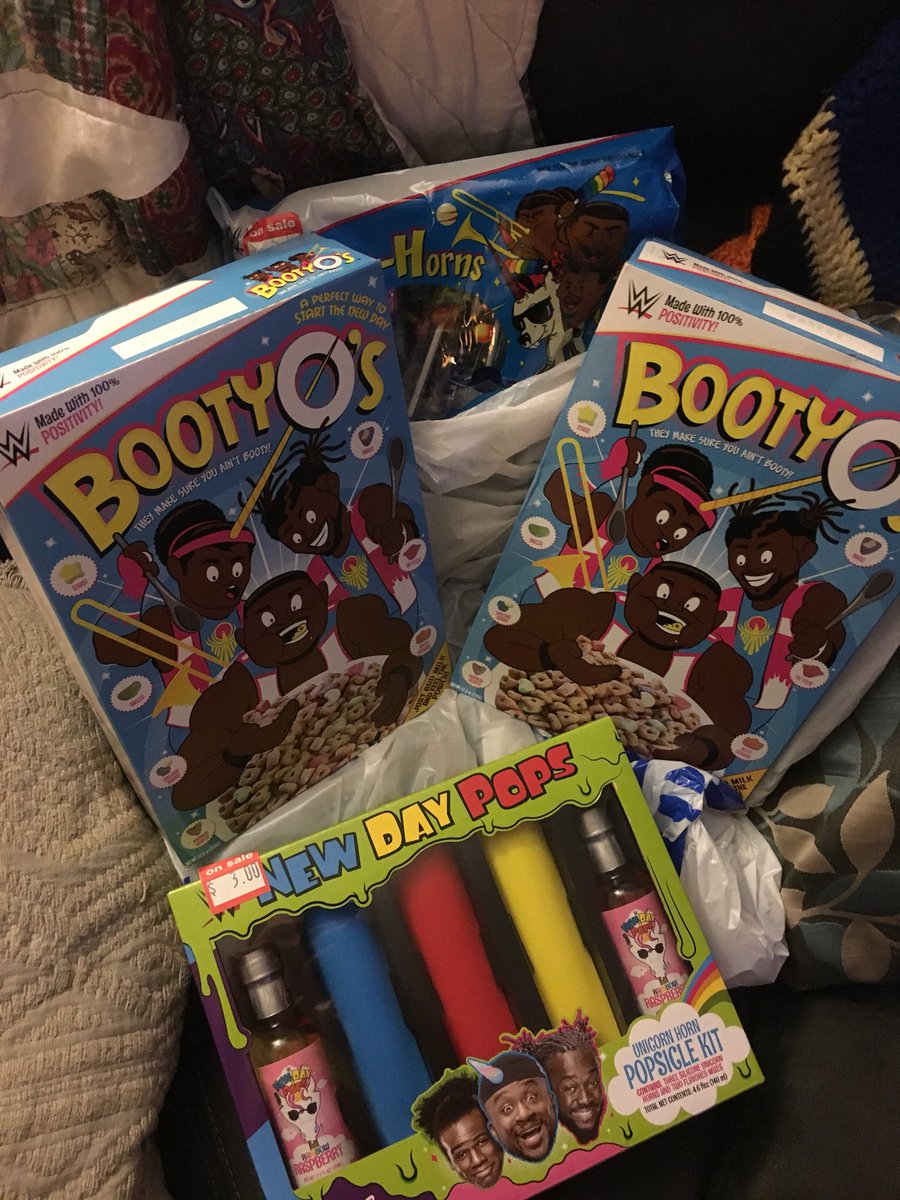 PhillipSteele4's tweet photo. HEY! @XavierWoodsPhD @TrueKofi @WWEBigELangston  went on a NEW DAY food spree because it makes sure you ain’t booty! https://t.co/p2PSrAdNbe