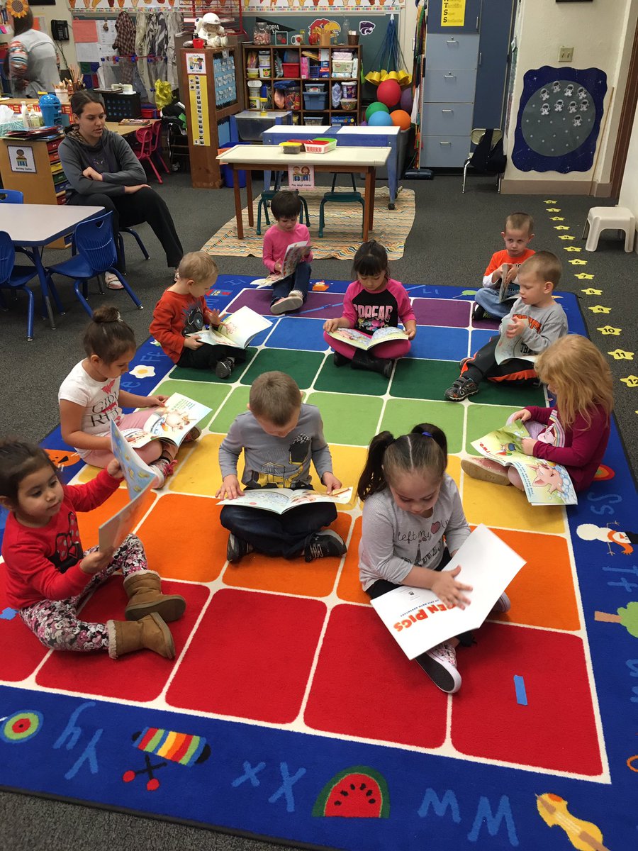 CrystalLHoffman's tweet photo. Kansans Read to Preschoolers! Thanks Ruby @lanecolibrary for reading to us and the new book, “Ten Pigs-An Epic Bath Adventure”!  #prek @USD482Dighton https://t.co/QS6qZmGewq