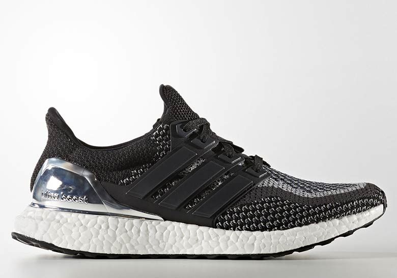 SneakerNews's tweet photo. Rock one, stock one, flip one — adidas Ultra Boost "Medal" pack edition 
https://t.co/5gjes5ulWC https://t.co/XtLLP4fh5V