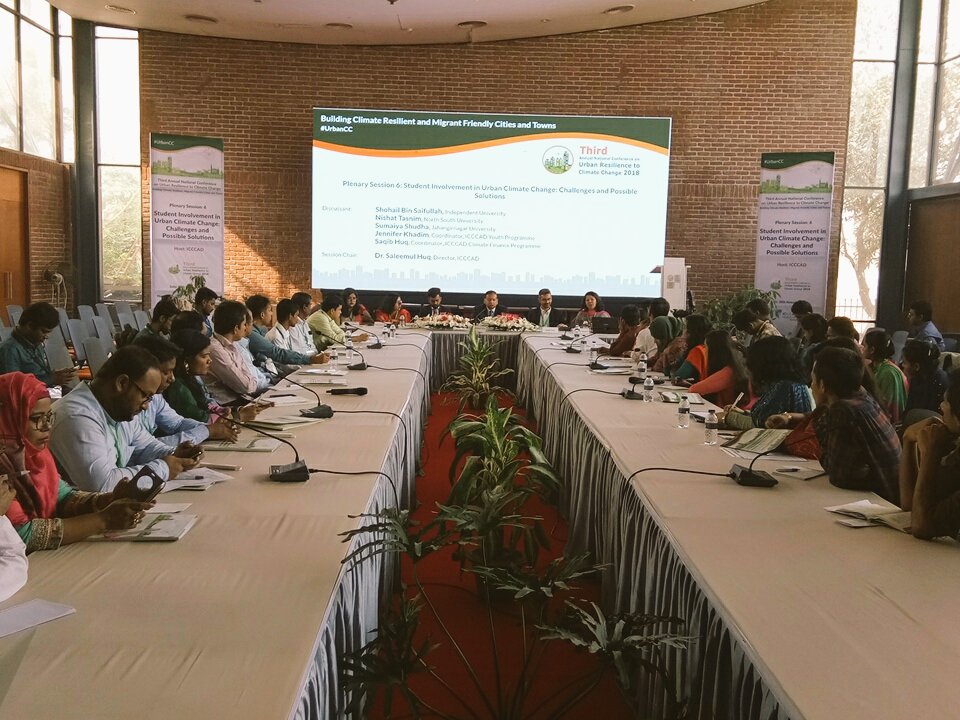 ICCCAD's tweet photo. Morning start with youth group on plenary session 6 "#Student Involvement in #UrbanClimateChange: Challenges & #PossibleSolution" at 3rd #UrbanConference
#UrbanCC @ICCCAD @SaleemulHuq @jennifer_khadim https://t.co/LanslGkUz3