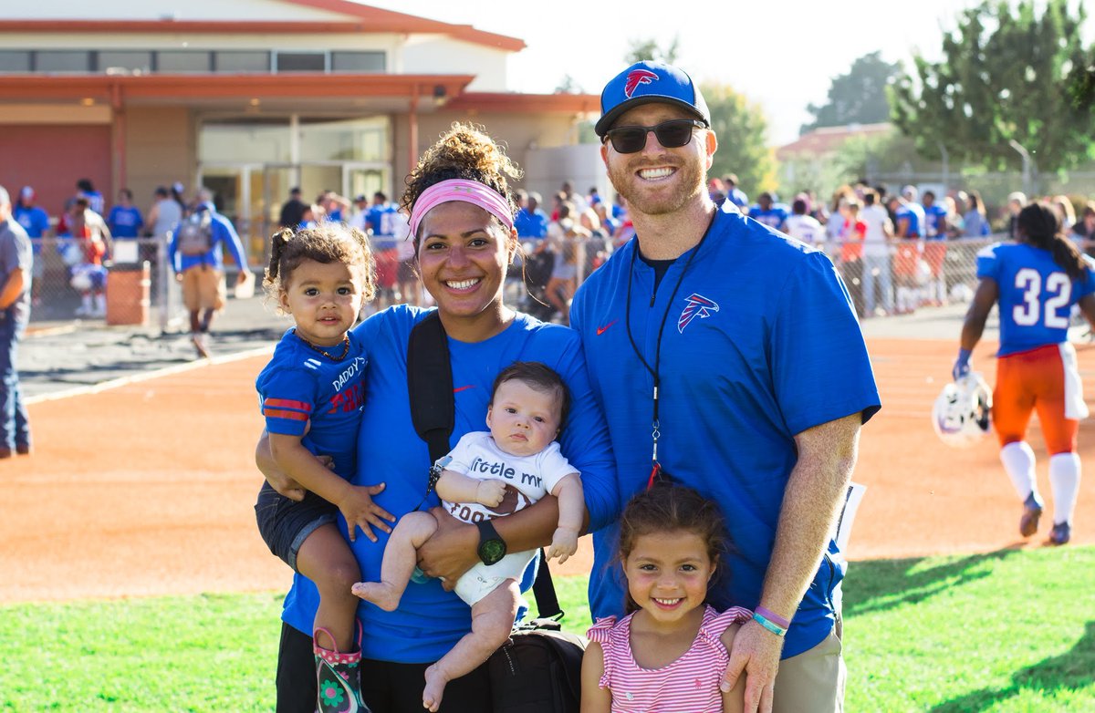 Coach_Berna's tweet photo. 11 seasons together...our beautiful family has grown/changed but you are still the same supportive, loving wife! #LuckyHubby #DaddyofThree #PartyofFive #ThankYou https://t.co/v106V6vuLI