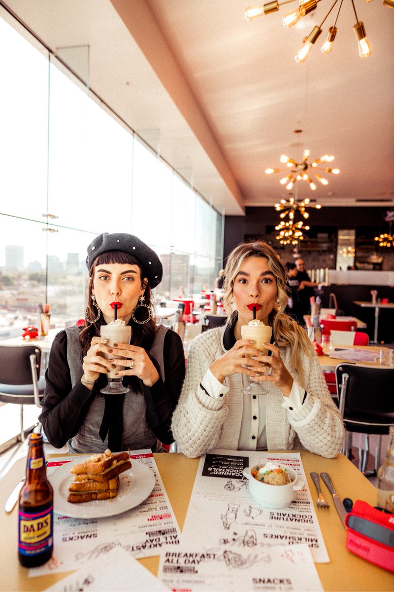 QuigleyOfficial's tweet photo. The Veronica to my Betty, @madmavenstyle is my partner-in-crime. It was a no brainer to bring her along to check out the @beverlycenter ’s brand new restaurant, @easysdiner, the other day…. and guys, they have Cookie Dough with FRUITY PEBBLES. Need I say more? #BeverlyCenterEats https://t.co/Vor5UTsBSX