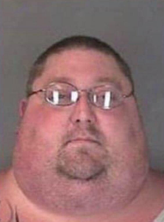 justindair's tweet photo. Real life peter griffin!!!! #petergriffin #FamilyGuy https://t.co/fFoW4Oqz9V