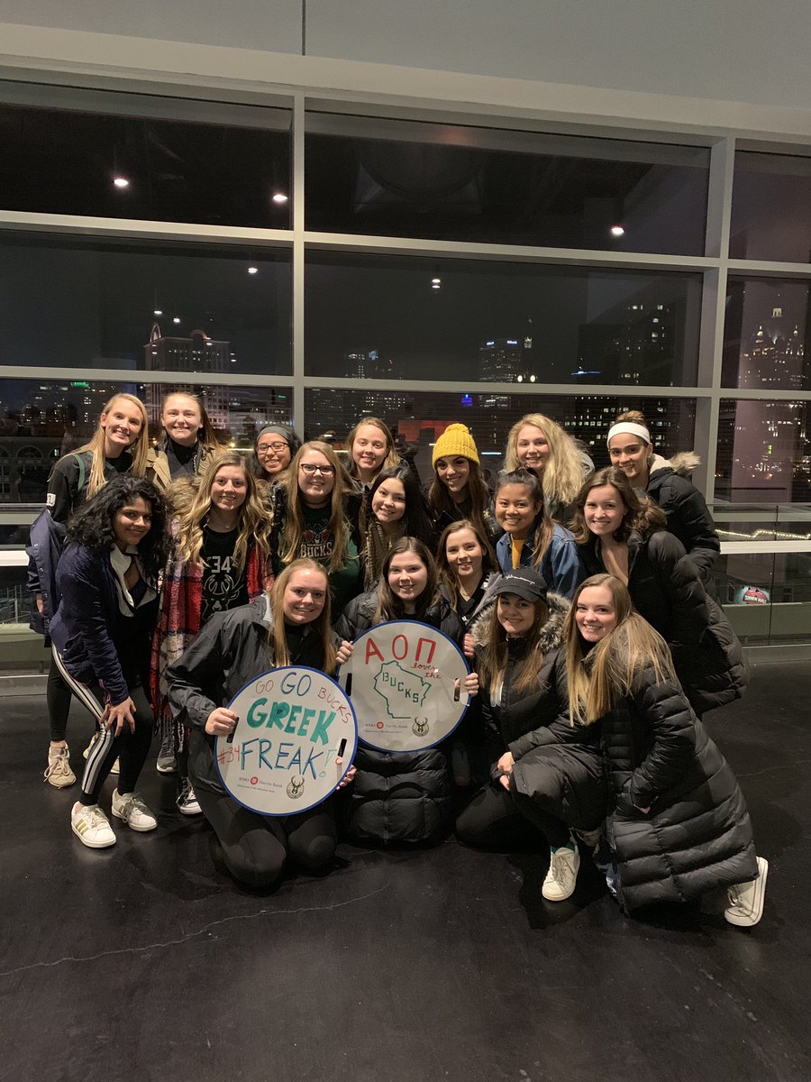 AOII_UWM's tweet photo. New member retreat at the Bucks game was so much fun! https://t.co/2IKt8zGr7F