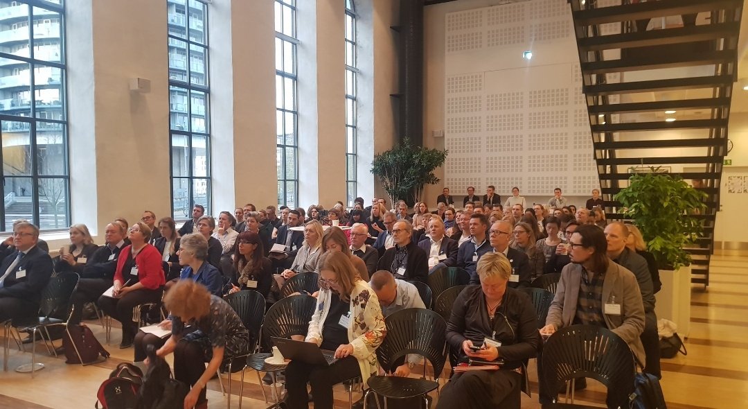 thomasdlundorf's tweet photo. Vores arrangement om big data og medicin trak 120 fysiske publikummer, mens over 300 fulgte med virtuelt over hele verden. Hurra for #livestream!
#offkom #kommunikation #åbenhed https://t.co/VMohYuJBUo
