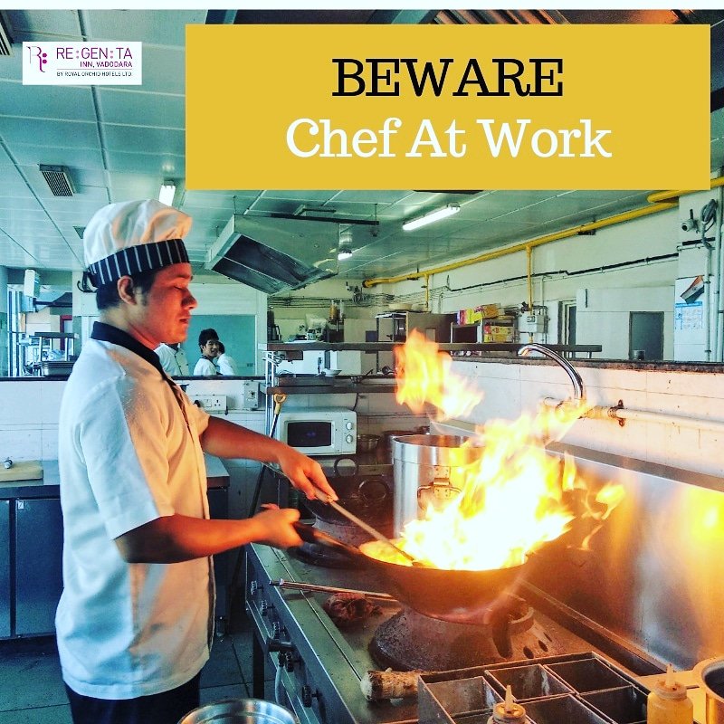 RegentaInn's tweet photo. Beware! Chef at work.
#chef #hotels #Hospitality #regentainn #vadodara #RoyalOrchidHotels . https://t.co/o6BFm7eC37
