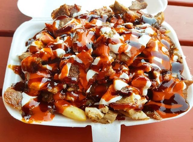 KrustysUg's tweet photo. Oh happy days #Halalsnackpack ❤️😎 https://t.co/HJ3xwJI3x9