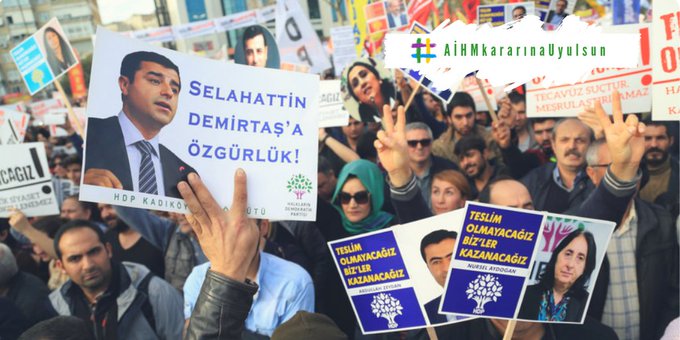 Resmi Twitter'da görüntüle