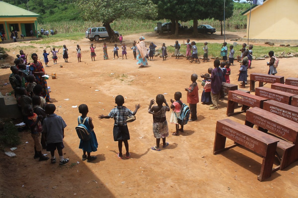 VaccineNet_NG's tweet photo. Today is #WorldChildrensDay2018! Together, we are working towards a world where #everychild is in school, safe from harm and reaches their potential. Join the celebration! #EveryChildCounts #GoBlue #PUSHSDGs @UNICEF @UNICEF_Nigeria @UNICEFEducation https://t.co/rjdQ31LT7i