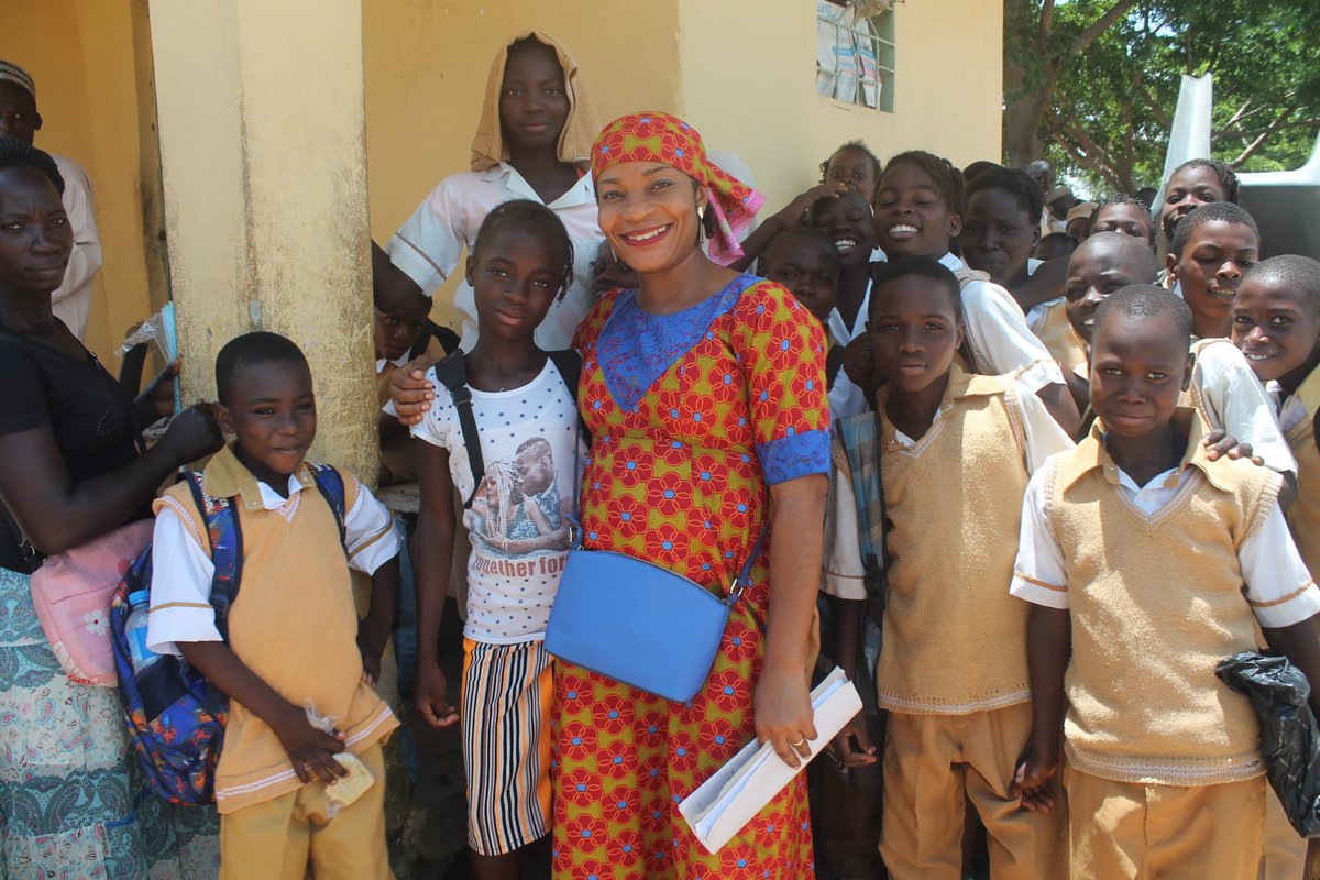 VaccineNet_NG's tweet photo. Today is #WorldChildrensDay2018! Together, we are working towards a world where #everychild is in school, safe from harm and reaches their potential. Join the celebration! #EveryChildCounts #GoBlue #PUSHSDGs @UNICEF @UNICEF_Nigeria @UNICEFEducation https://t.co/rjdQ31LT7i