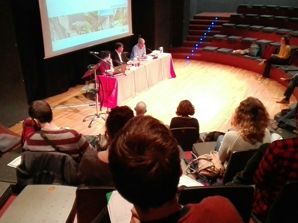 XCNatura's tweet photo. Iniciem Jornada Bases legals per a la custòdia del territori en l'administració local en el marc del conveni entre @diba i @XCTcat https://t.co/Y5ZG808IdS
