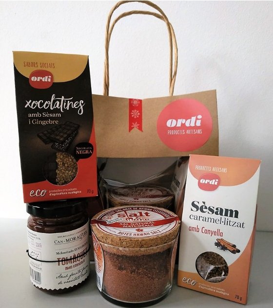 Ja has vist els nous lots d'alimentació? Són un regal perfecte per a treballadors, preoveïdors, amistats...

Amb productes de primera qualitat: sèsam, galetes, vi, olives, espècies, mel... I un gran valor social!

elmercatsocial.cat/catalogsearch/…
<a href="/ordinatura_/">Ordi Natura</a> <a href="/associacioAlba/">Som Alba</a>
#lotsnadal