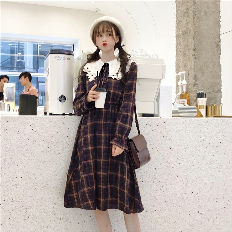 Wear_Blossom's tweet photo. [RT추첨]

🌸레이스 카라 원피스🌸

레이스 카라가 너무 예쁜 원피스에요. 깊고 우아한 분위기를 자아내며,레이스 포인트가 밋밋하지 않게 중심을 잡아준답니다😊

적당한 기장감과, 커프스한 소매, 떨어지는 치마의 핏이 너무 예뻐요💞

사이트https://t.co/FjLIAotBuA
블로그https://t.co/h5IDuPhtlQ https://t.co/Ul2mIbLGJ5