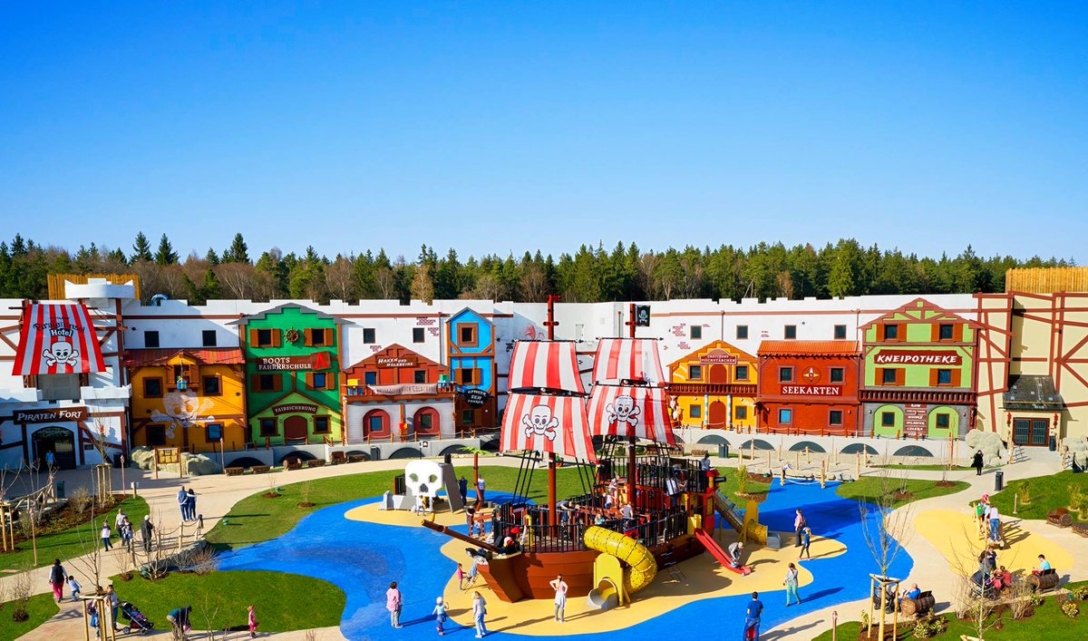 centraldevacaci's tweet photo. Este #puentedediciembre, viaja a dos de los #parquestemáticos del momento en #Alemania: #Legoland y #PlaymobilFunPark 👧👦
➡  https://t.co/KAG8thyJrN
Aprovecha para conocer las ciudades de #Nuremberg, #Ulm y #Múnich. 4 noches desde 491 €
#viajes #viajeros #vacaciones https://t.co/JklwYh4ulZ