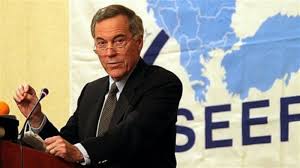 PHurungudo's tweet image. My interview with @steve_hanke on #Zimbabweeconomy
dailynews.co.zw/articles/2018/…

#Bondnotes and #RTGS equals denying reality
#Dollarisenow

@ZimMediaReview 
@povozim 
@PacheduZW 
@wef 
@BitiTendai