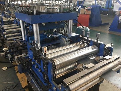 dahezb's tweet photo. C/U Roll Forming Machine，roll forming system,C/Z interchange purlin forming machine，C/Z/U steel manufacture
https://t.co/z9dc45rTYX…/
Email：sales@dahezb.com

#manufacturing #steel #purlinmachine #steelfromingmanufacturing #cpurlinmachine #purlinsystems https://t.co/3ZUEg4xDkN