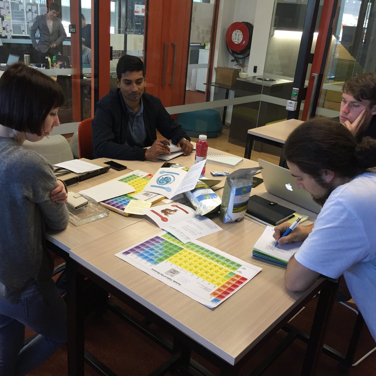 How does integrating #Innovation with #Science &amp; #Technology happen in reality? #dfmgala2018 showcases how the Design Factory process has been applied to fundamental science with our partners <a href="/imgneIM/">Imagine IM</a> @IdeasCERN <a href="/Swinburne/">Swinburne University of Technology</a> &amp; #HellaVentures. #fuzzyfrontend #dfmelbourne #swinburne