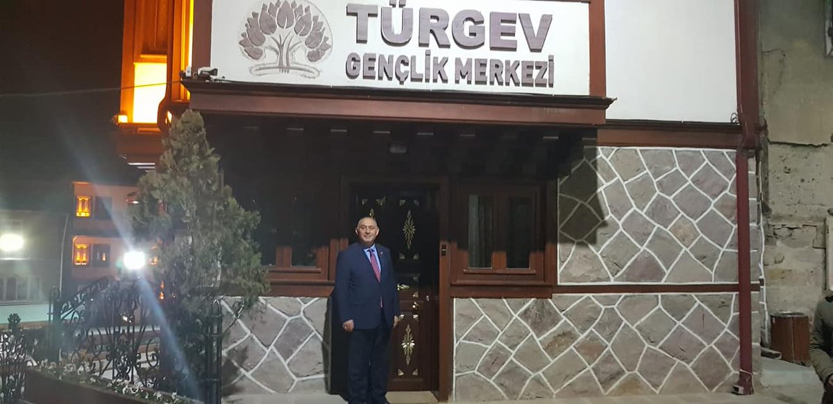 MehmetYetim016's tweet photo. Mübarek Mevlid Kandili akşamı Ali Soylu Gençlik Merkezi'nde dostlarımızı ziyaret ettik...
#mehmetyetim #akparti #akpartibursa #osmangazibelediye #başkanlığı #adayaday #mevlidkandili #alisoylugençlikmerkezi #dostluk #buluşma #yerelseçimler2019 #bursa #gündem #türkiye https://t.co/FcAB92LSI8