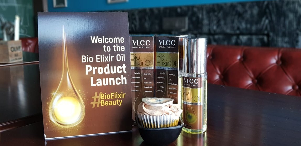 VLCCpersonal's tweet photo. VLCC Bloggers meet for the product launch of Bio Elixir Oil. The Bio ELixir Oil is a 10 in 1 skin enhance oil that targets your various skin problems. Stay tuned for more pictures of the event. #BioElixirBeauty #BioElixirOil https://t.co/zZvXGfkeL2