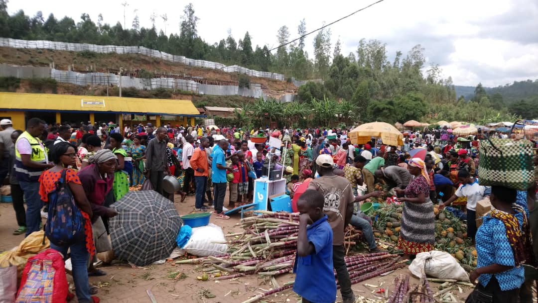 Ihinda_'s tweet photo. Always proud of the amazing work @BBOXX_Rwanda  is doing to bring the on-grid experience to off-grid communities across #Rwanda.  #NextGenerationUtility https://t.co/wJ1pbLRnpL