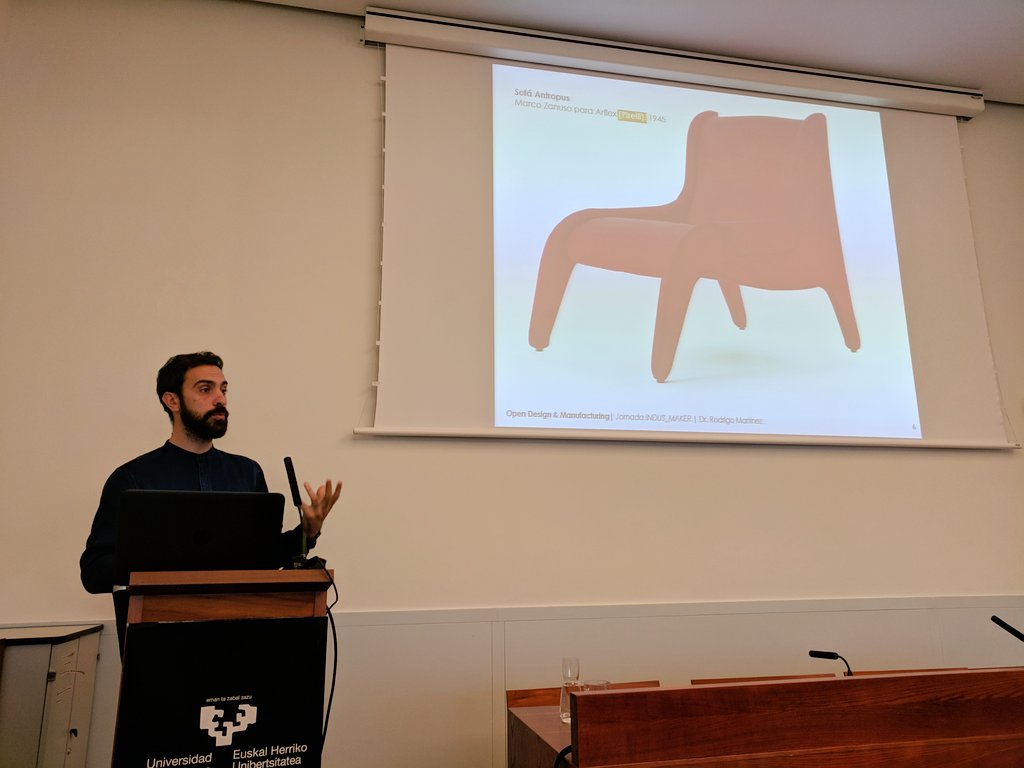 faraondemetal's tweet photo. La historia de esta silla que nos cuenta Rodrigo de @deusto es más que interesante...😗 #BBDW18 #indus_maker #design #history #pirelli @ODM_Platform @BiDC_eus https://t.co/fl5oKXI0Md