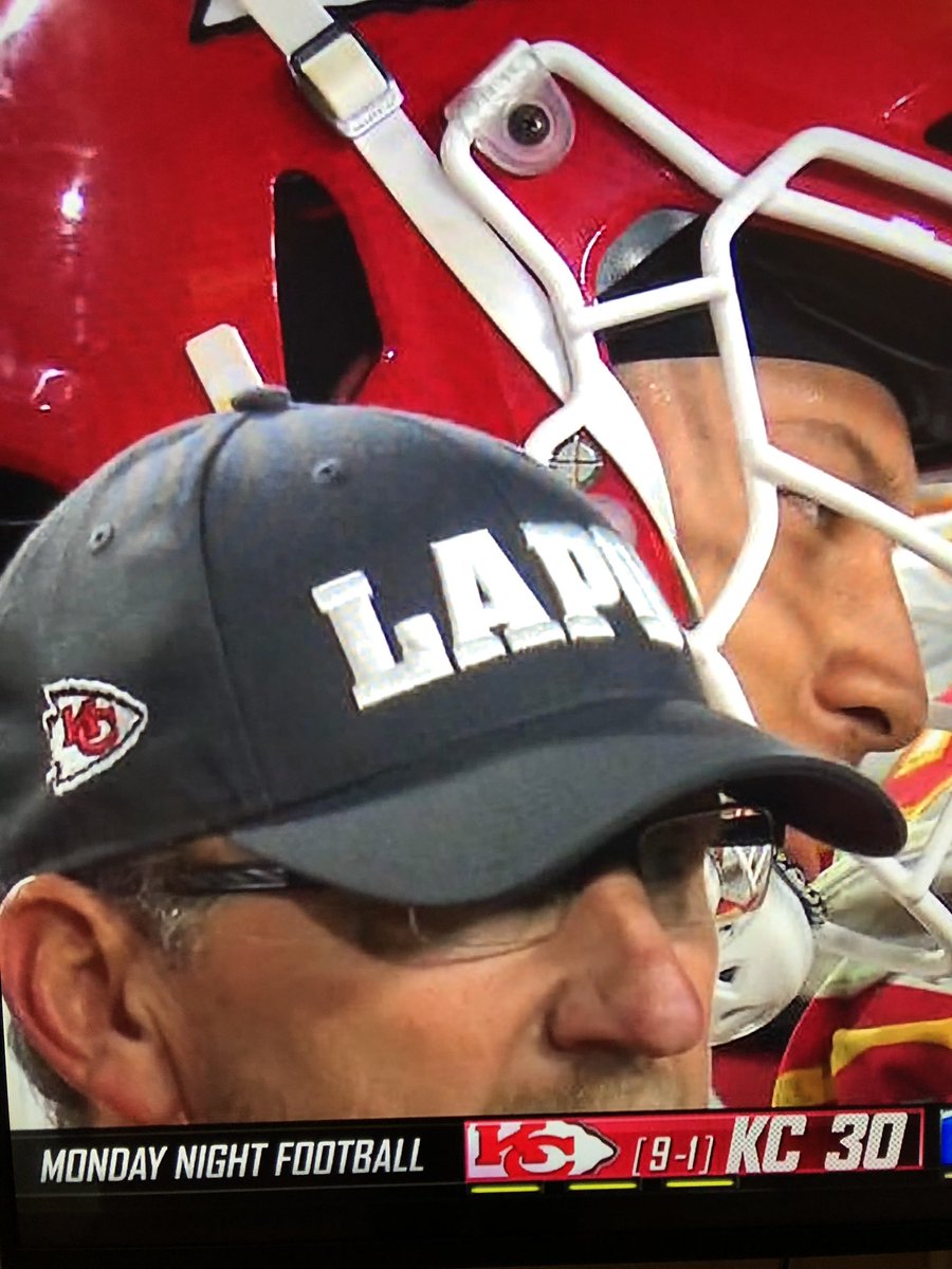 Great football game tonight!! Shout Out to the <a href="/Chiefs/">Kansas City Chiefs</a> for their support. Nice <a href="/LAPDHQ/">LAPD HQ</a>  cap!!