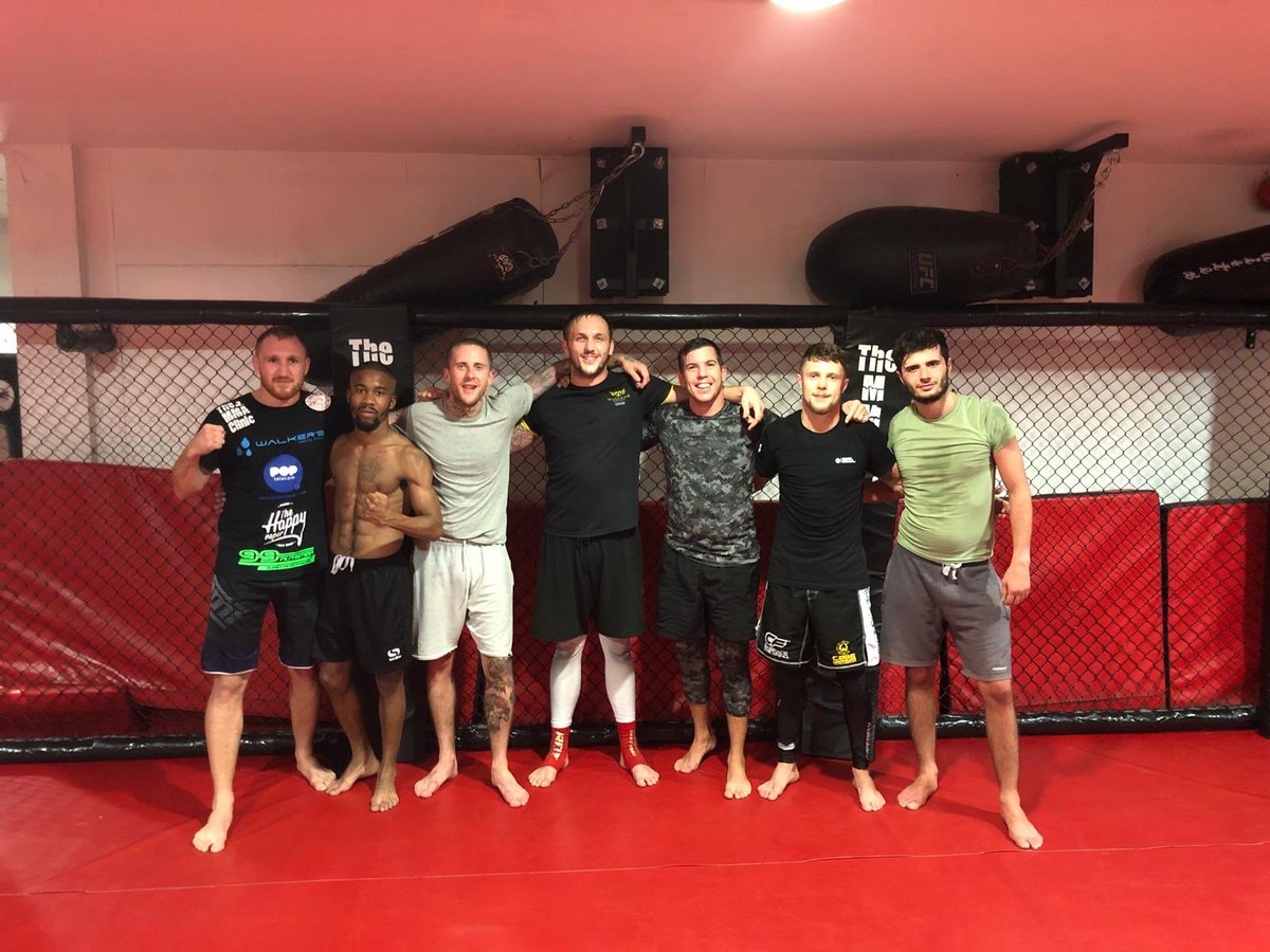 MMAClinicRom's tweet photo. Classes today
12:00 - Bag Work Fitness
17:00 - Kids Muay Thai
18:00 - NoGi
19:00 - Muay Thai 
20:00 - MMA https://t.co/P1znDqW8DO