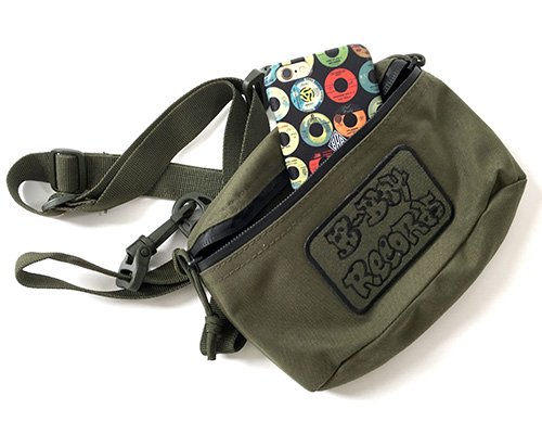 BBPBXINC's tweet photo. B-Boy Recordsとのオフィシャルコラボアイテム、B.D.P.の”The Bridge Is Overのリリック、”DOWN WITH THE SOUND CALLED BDP"の刺繍ワッペンが付いたショルダーポーチが入荷しました → https://t.co/3l5lkHPeX9 https://t.co/rHmU9WUPqG