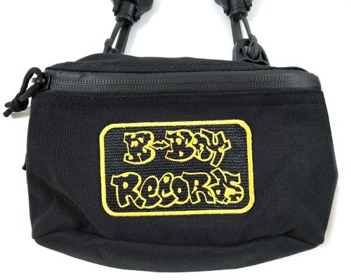 BBPBXINC's tweet photo. B-Boy Recordsとのオフィシャルコラボアイテム、B.D.P.の”The Bridge Is Overのリリック、”DOWN WITH THE SOUND CALLED BDP"の刺繍ワッペンが付いたショルダーポーチが入荷しました → https://t.co/3l5lkHPeX9 https://t.co/rHmU9WUPqG