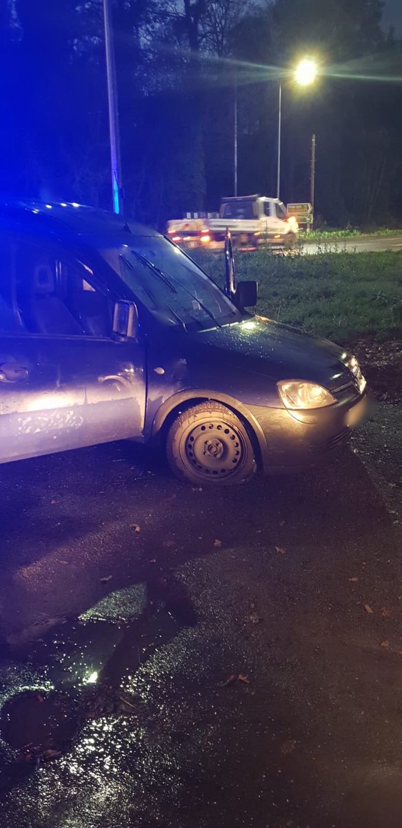 GHR_WestNorfolk's tweet photo. A man was arrested after excellent work from @KingsLynnPolice, @NorfolkSpecials, @NSRAPT and @NSPoliceDogs during a joint stinger operation on the #A134 at #Stradsett: https://t.co/vv4FD6y8rB https://t.co/0wb5CHuD9Y