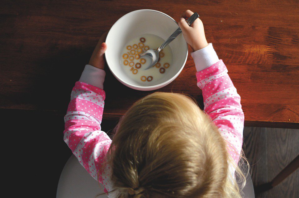 Nutritional quality &amp; reformulation of children's packaged foods in Aussie supermarkets: Has the Health Star Rating had an impact? @DAA_feed
<a href="/fionapelly/">Fiona Pelly</a>
bit.ly/2Dz7QfC
