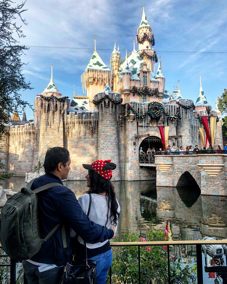 Happily ever after 😍💕🐭 #Disneyland #love <a href="/HUMBERTO_128/">HUMBERTO DELGADO</a>