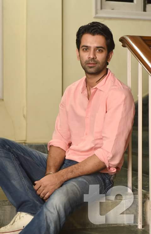 Barun_FanClub's tweet photo. I vote Barun Sobti #BarunSobti for  #AsjadNazirSexylist2018
#EasternEyeSexyList2018 https://t.co/BefmR6ZORl
