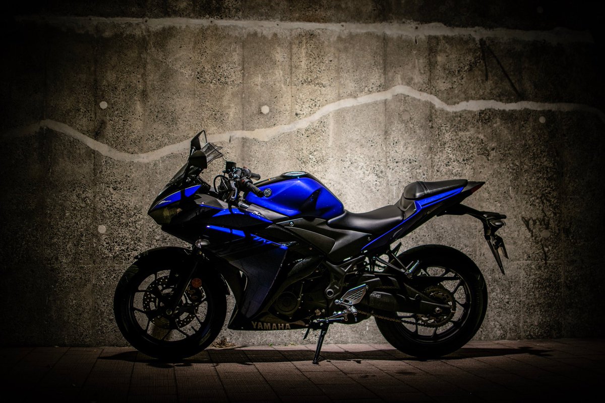 papico_m96's tweet photo. #バイク乗りとして軽く自己紹介 
便乗してみたー👏

名前→PAPICO🤪
年齢→19
性別→🚺
身長→160
職業→アパレル👗
住み→神奈川
車両→YZF-R25
足つき→かかと浮くぐらい🤭
好き→ツーリング、ヤエー、食べる事🤤
嫌い→雨、虫

#バイク乗りと繋がりたい 
#バイク好きな人と繋がりたい 
#バイク女子 https://t.co/xR8DwdEKR7