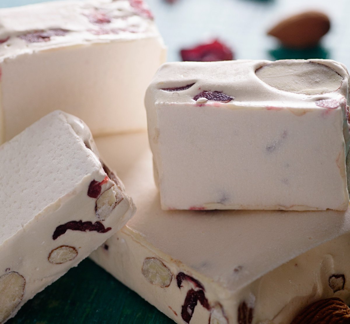 SallyWilliamsSA's tweet photo. Only the finest crunchy almonds and tart cranberries make up Sally Williams Cranberry and Almond Nougat. Take a bite. 
#SallyWilliamsFineFoods #nougat #cranberry #almond #handcrafted #delicious #sweettreats #confectionery #everydayindulgence https://t.co/CfcRpHtIj7