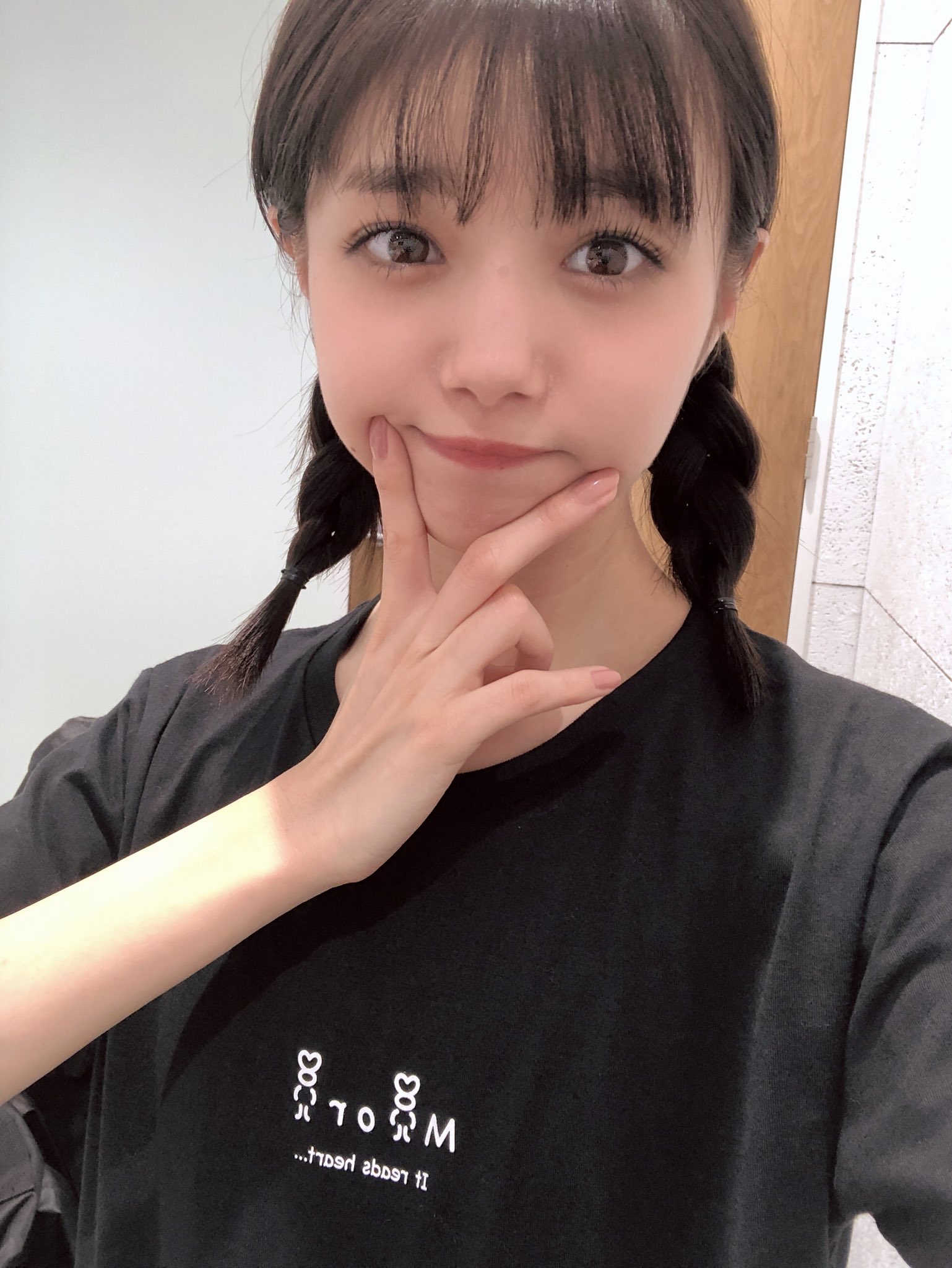 市川美織直筆サイン入りTシャツ 限定一着 エンスカイNMB48トレカ当選品 市川美織直筆サイン入りTシャツ 限定一着 エンスカイNMB48トレカ