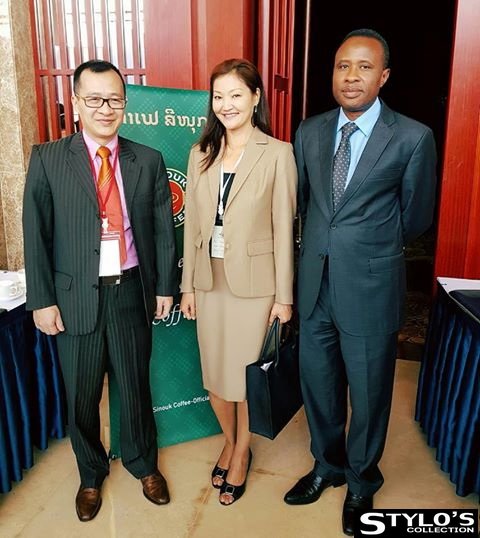 Bespoke_today's tweet photo. Thank you for being an important part of my business.
#stylocollection #bespoketoday #bespokesuit #bangkokbespoke #thailand #happycustomer #RozaMukambetova #relationships #customerservice https://t.co/zLOxPjFacq