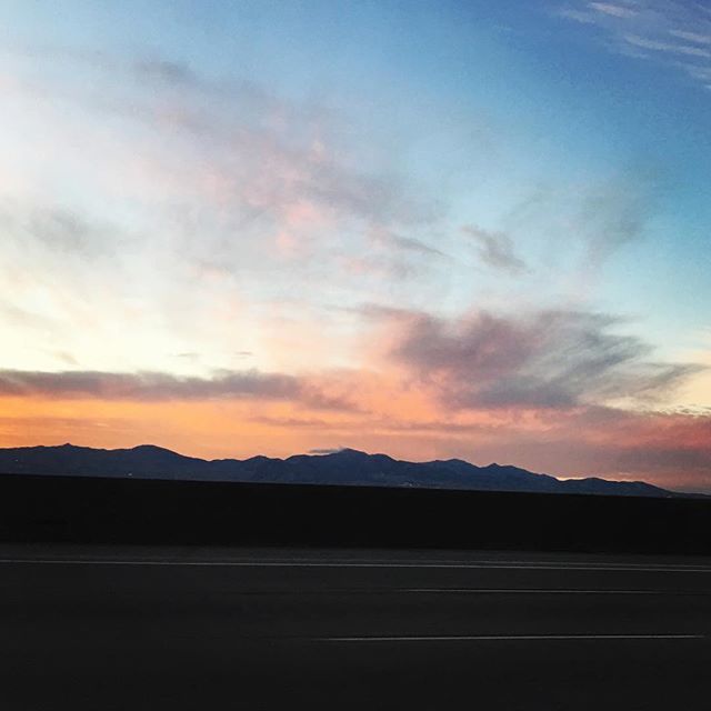 RigbyMartin's tweet photo. #Utah #horizon #mtns https://t.co/TnrJkVB1c8 https://t.co/LqqQ8Byhkc