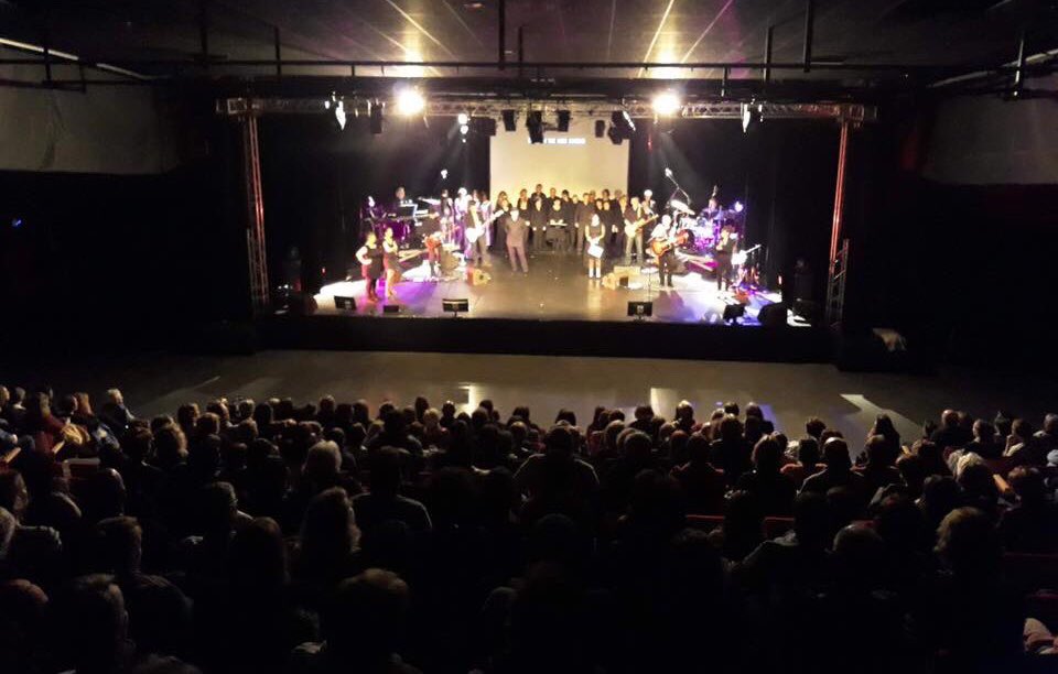 #lesondenosmains <a href="/sudouest/">Sud Ouest</a> #media #presse <a href="/Foulayronnes/">Ville de Foulayronnes</a> davidlionmusique.com sudouest.fr/2018/11/19/lot… <a href="/villeagen/">Ville d'Agen 🇫🇷🇪🇺🇺🇦</a> <a href="/passagedagen/">Le Passage d'Agen</a> <a href="/villeboe/">Ville Saarela</a> #spectacle #lsf #musical #danse #chant