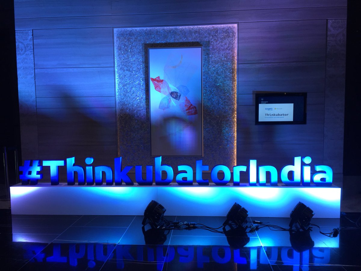 Roopal_Parab's tweet photo. Temperature regulated shoes, taking innovation in must wear products to the next level.... thought seeding discussion by Gurpreet Kaur at #Thinkubator2018 #ThinkubatorIndia https://t.co/mop1WEUD1W