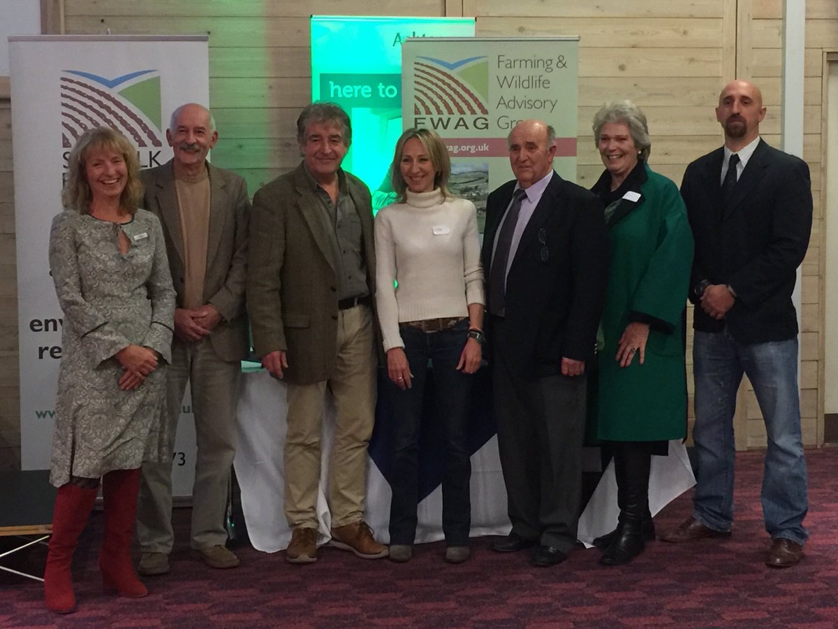 And the final photo from ⁦@SuffolkFWAG⁩ Awards yesterday evening - speakers, sponsors and winners! #farmingexcellence #conservation ⁦@TonyJuniper⁩ ⁦@Agrilawyer⁩ ⁦@AshtonsLegal⁩ #Suffolk